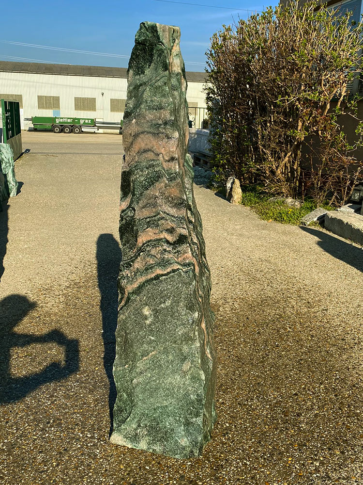 Lofotengrün Quellstein Nr. 2001 – 151 cm – Bild 2