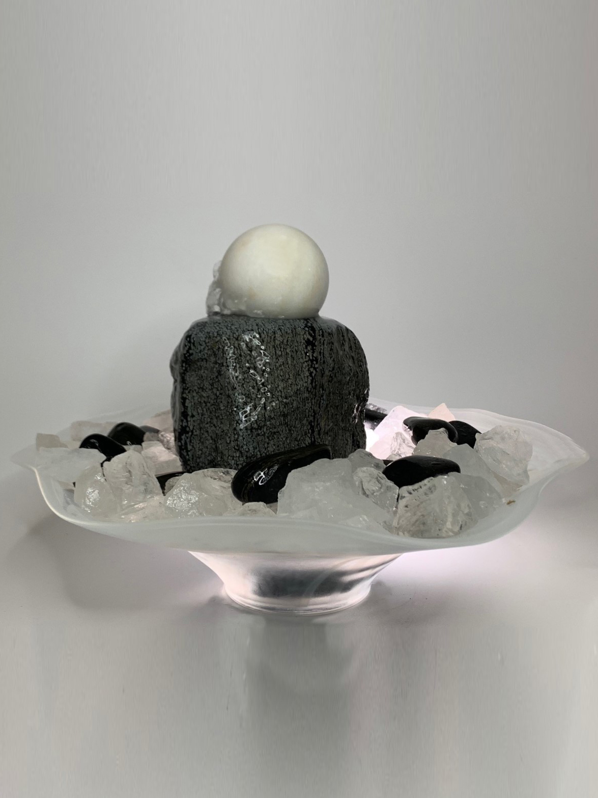 Kugelbrunnen Schneeflocken Obsidian Snowball 22cm – Bild 2